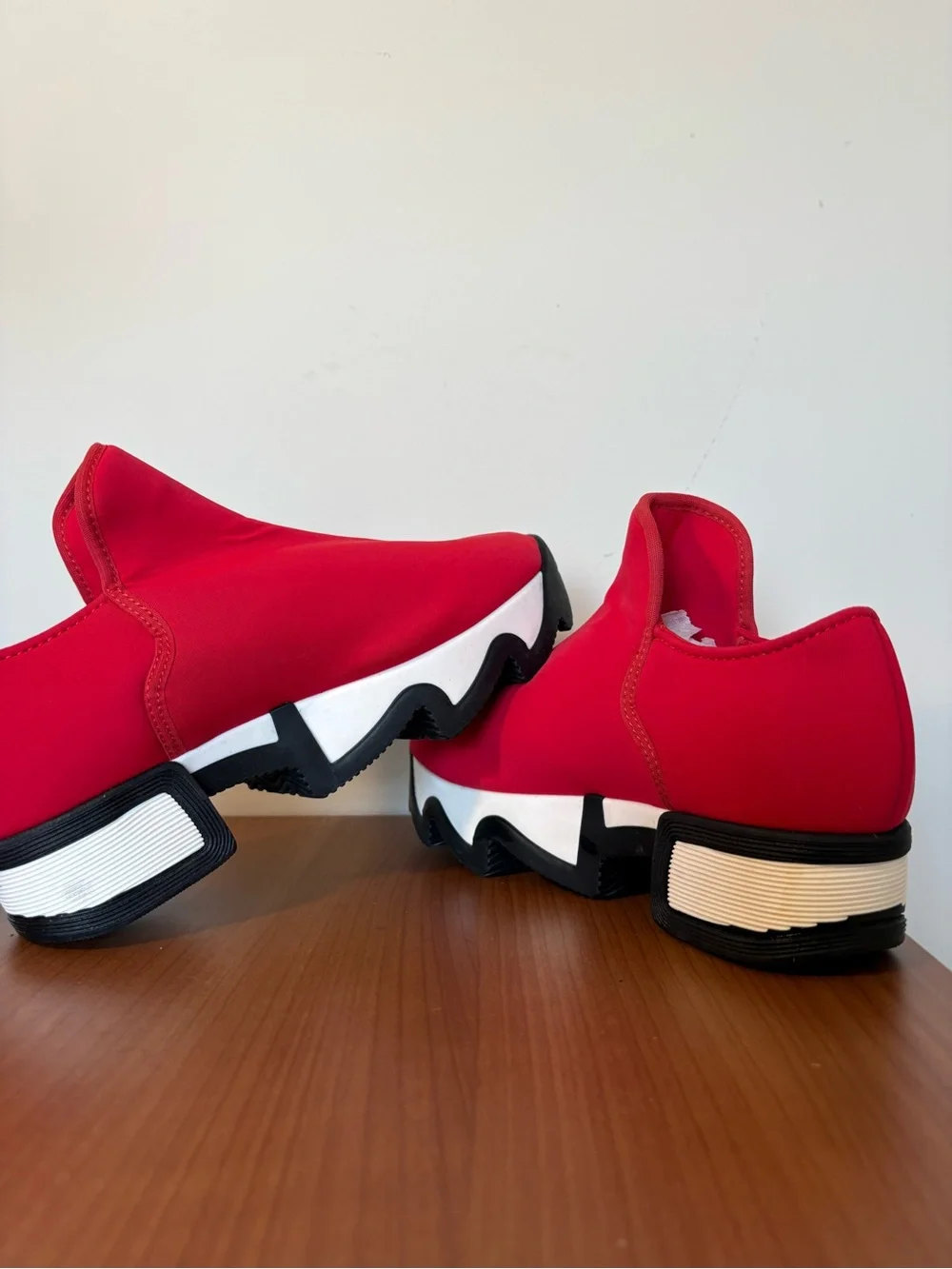 iRi WES I Red Low Top Neoprene Sneakers
